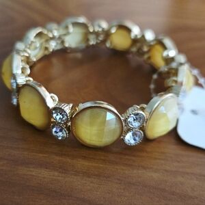 Touchstone Gold Tone Faceted Stretch Bracelet NWT